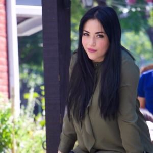 Meet your Posher, Natasha